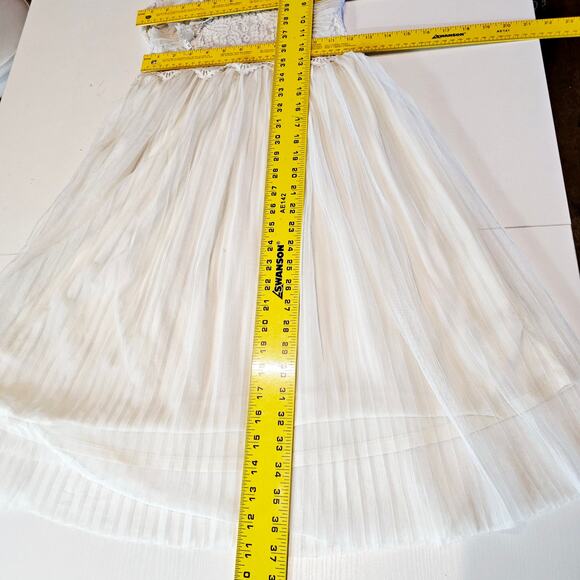 Nannette White Lace & Ruffle Layered Sleeveless Party Dress Girl Size 12 3707 - Picture 7 of 9